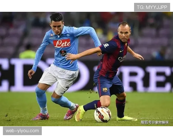 通讯:那不勒斯全队提前三日抵达巴塞罗那,适应场地并进行封闭训练。 通讯:那不勒斯全队提前三日抵达巴塞罗那,适应场地并进行封闭训练。